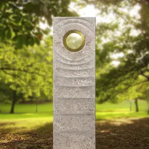 Levanto Vista Muschelkalk Einzelgrabstein mit Bronze Symbol Lebenskreis