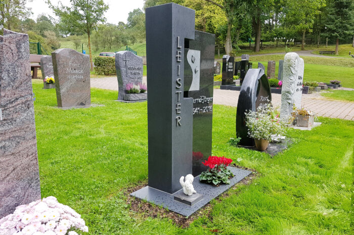 Moderner Granit Urnen Grabstein Rasengräber Wiesengräber