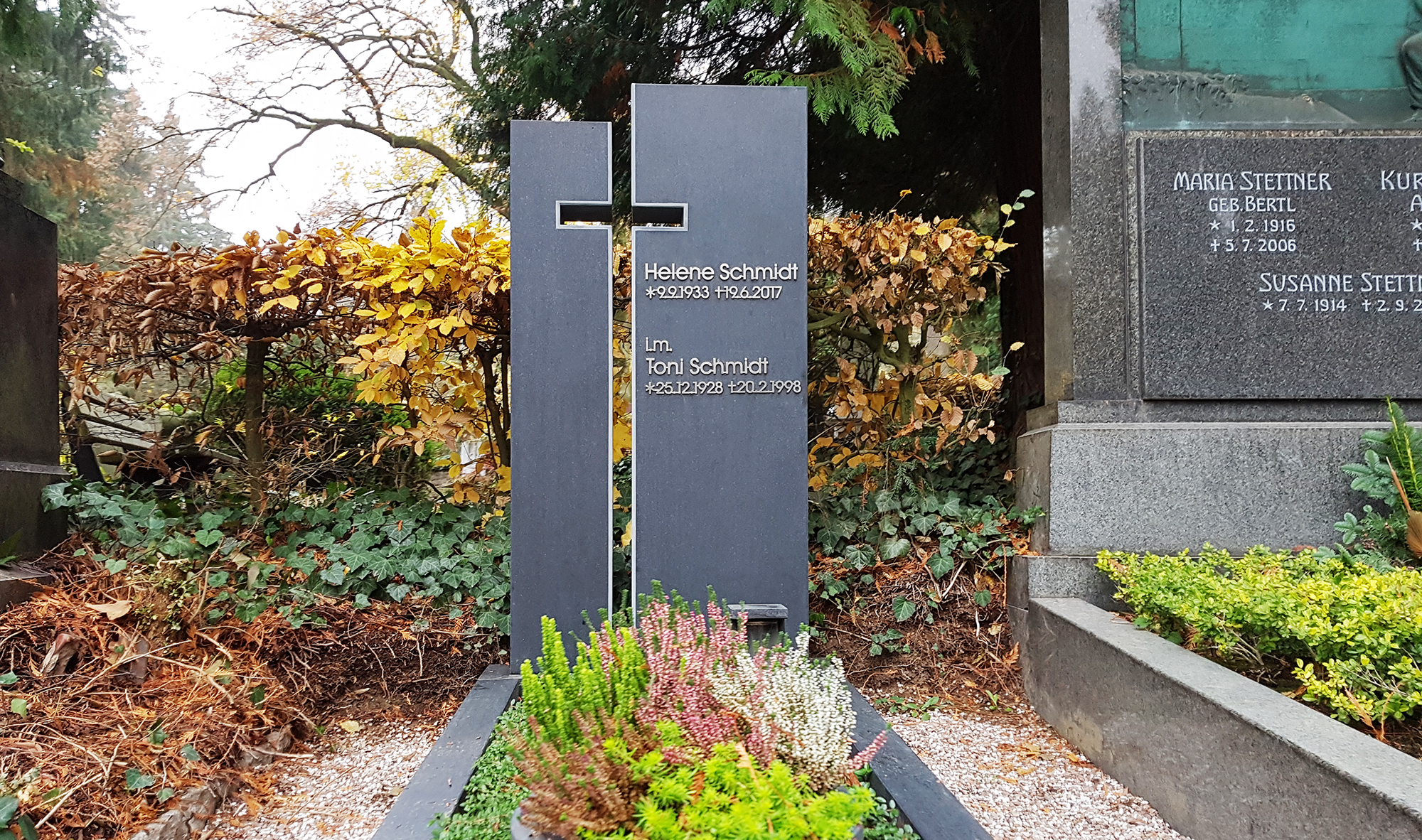 Moderner Grabstein Mir Kreuz Granit Edelstahl Nordfriedhof Wiesbaden